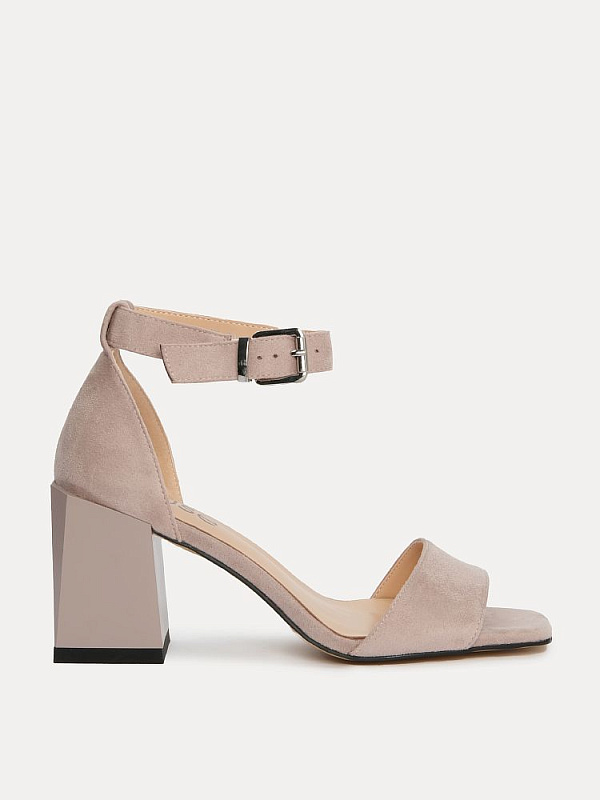 Босоножки (110-168)